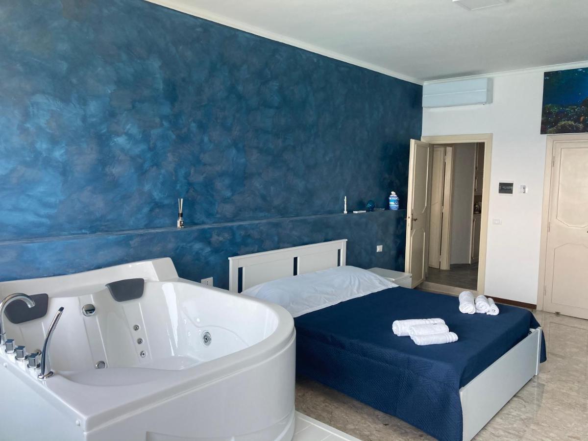 Suite Al Mare Taranto Eksteriør billede