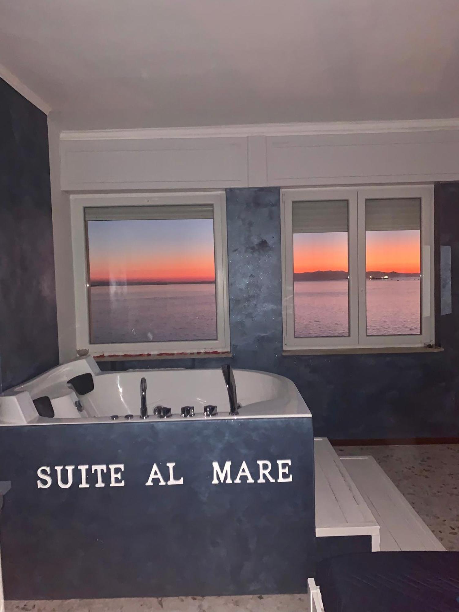 Suite Al Mare Taranto Eksteriør billede